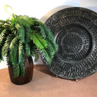 Lot 250. Large Decor Pieces