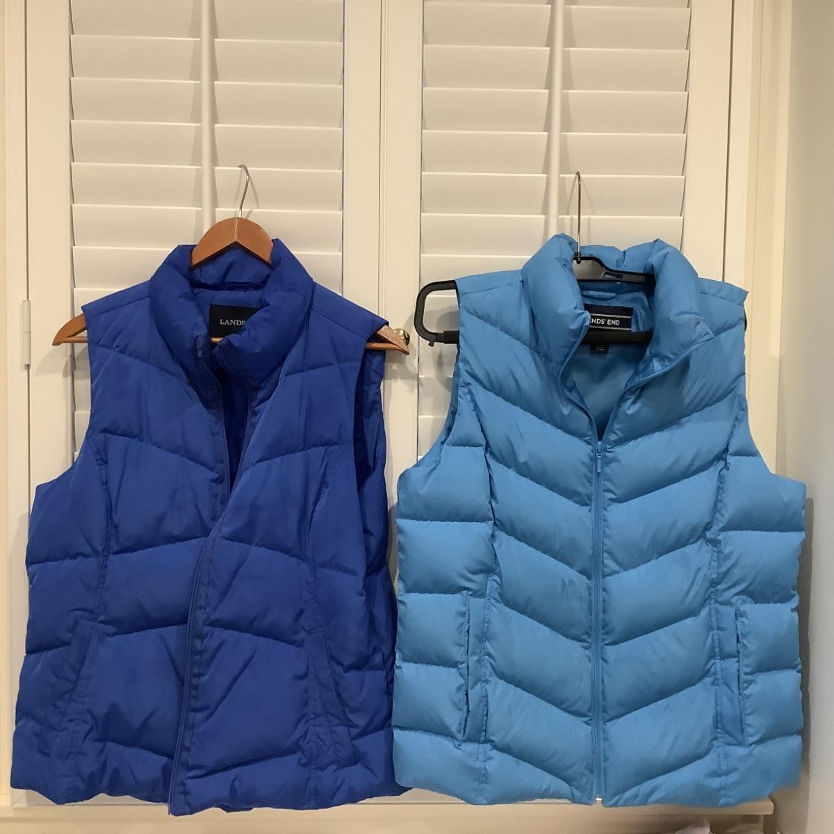 8673 Two Ladies LANDS END Down Filled Vests Size MED