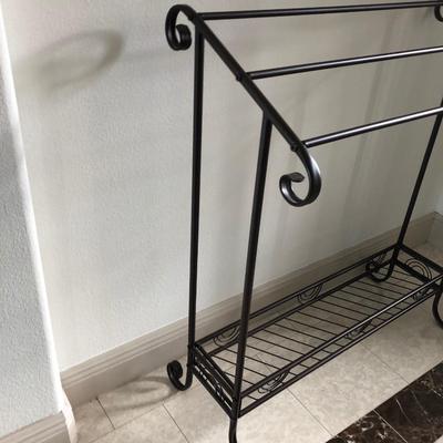 Lot 271. Blanket Rack