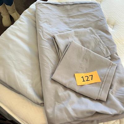 Gray Queen Sheet Set