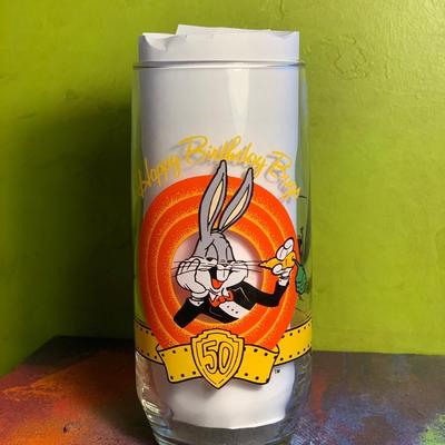 Vintage Warner Bros. 50th Anniversary Bugs Bunny Glass