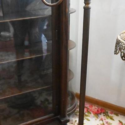FLOOR LAMP WITH WHITE GLASS SHADE