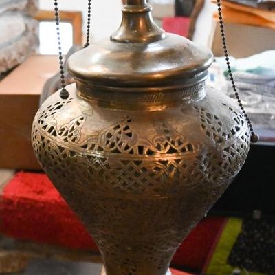 MOROCCAN / TURKISH PERFERATED METAL TABLE LAMP AND SHADE WITH LIGHTED BASE