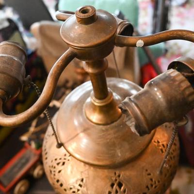 MOROCCAN / TURKISH PERFERATED METAL TABLE LAMP AND SHADE WITH LIGHTED BASE