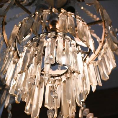 CRYSTAL CHANDELIER WITH CANDLE HOLDERS - PLUG IN