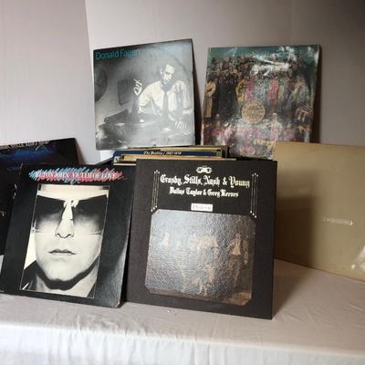 Lot 157 . Record Albums from 1970s. Qty 22