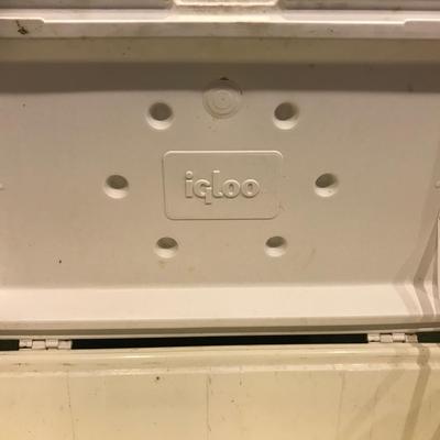 Red Igloo Cooler