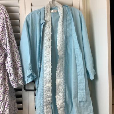 8690 Lot of Eileen West Cotton Night Gowns and Robes