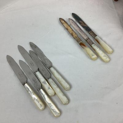 8703 Silver Plate Bowl with Mother of Pearl Handle Knife Sets