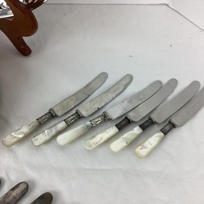 8703 Silver Plate Bowl with Mother of Pearl Handle Knife Sets