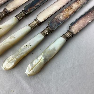 8703 Silver Plate Bowl with Mother of Pearl Handle Knife Sets