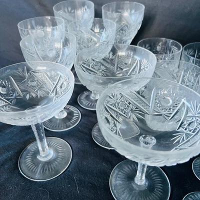 26 Crystal/Glass Wine Glasses (DR-JM)