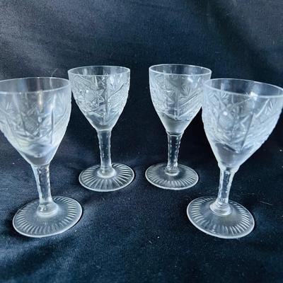 26 Crystal/Glass Wine Glasses (DR-JM)