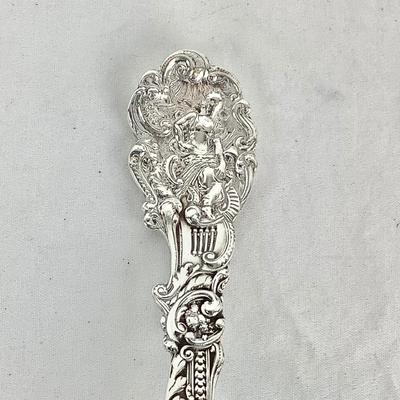 8714 Antique Gorham Versailles Repousse Sterling Scalloped Spoon