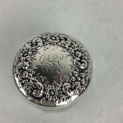8723 Sterling Silver Vanity Set