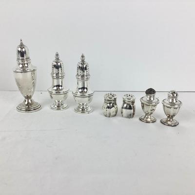 8726 Set of Sterling Salt and Pepper Shakers