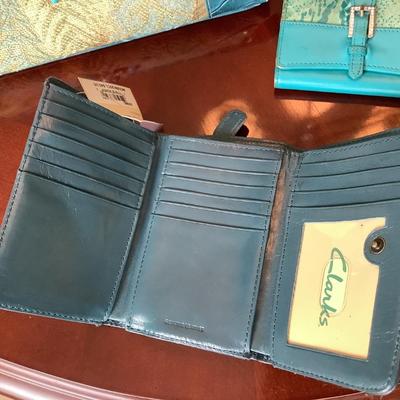 Anuschuka wallet leather, leather wallet, Clarkâ€™s wallet, Apt 9 purse