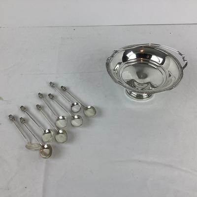 8730 Sterling Silver Bonbon Dish with 8 small spoons