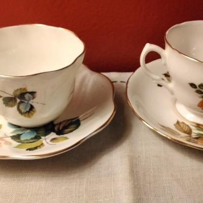 2 Bone China Teacups and Saucers