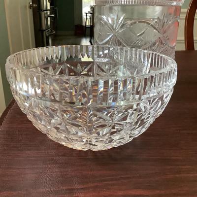 Candy jar, bowl, vase glass lot