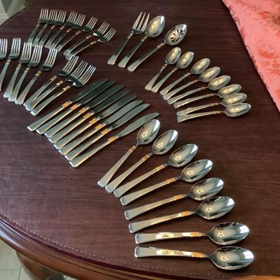 Towle, Korea stainless steel flatware 43 pieces