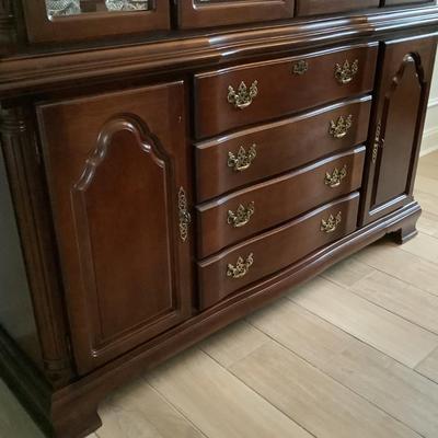 Lexington furniture co China cabinet-2 piece- use together or the base as a side bar