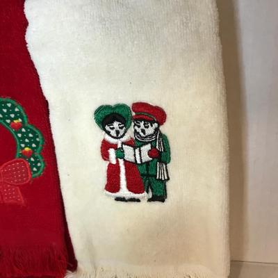 Set of 3 Vintage Christmas Finger towels