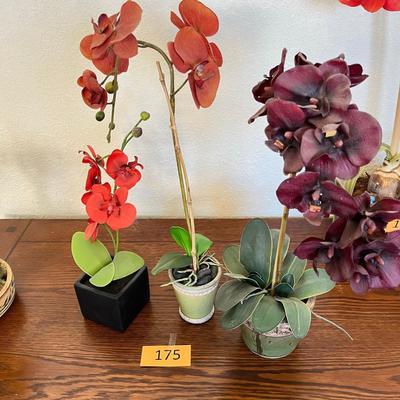 Silk Flower Arangement lot