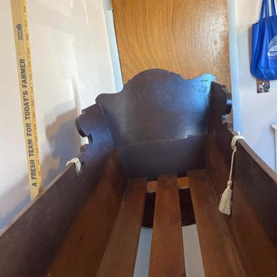 Antique 1940s cradle.