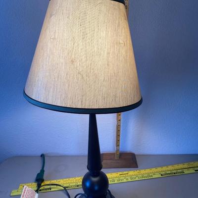 Table lamp