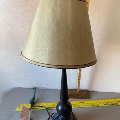 Table lamp