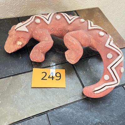 Talavera Pottery Lizard