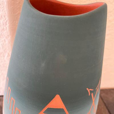 Sioux Pottery Large Vase
