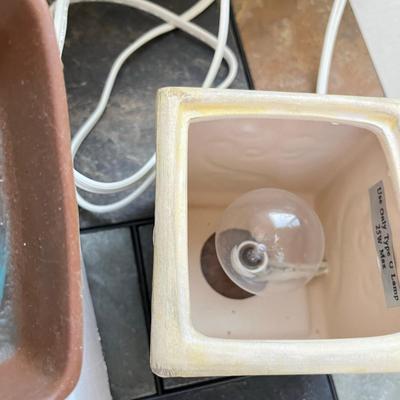 Box of tea lights & candle warmer