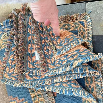 Woven Table Runner & Place mats