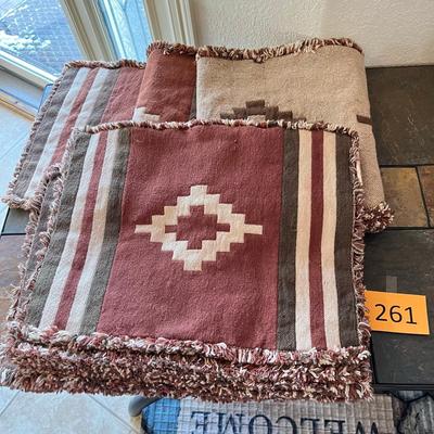 Placemats & Table runner Southwest style