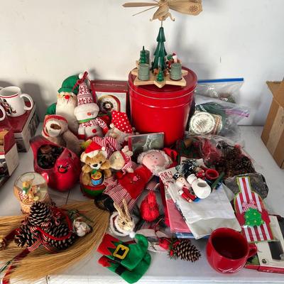 8633 Christmas Theme Lot of Stuffed Toys, 2 Shirts, Napkin Rings, Carols of Christmas II Clock, Red Tin Bucket, & more
