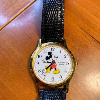 Vintage Seiko Disney Mickey Mouse Watch 