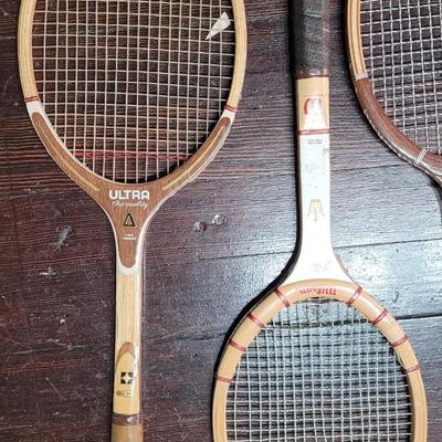 41: Vintage Tennis Rackets Lot