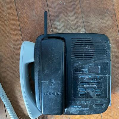 Home Electronics grouping, all untested