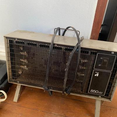 Home Electronics grouping, all untested
