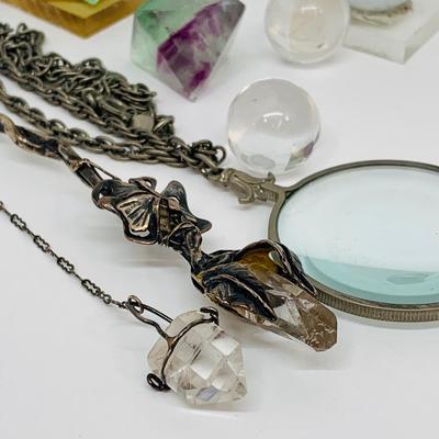 LOT 27R: Vintage Magnifying Glass, Crystals & More