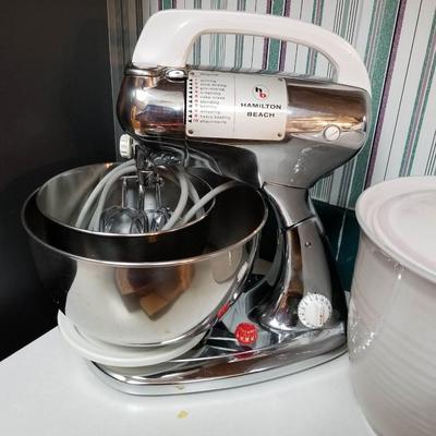 Hamilton-Beach Stand Mixer
