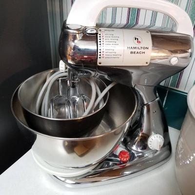 Hamilton-Beach Stand Mixer