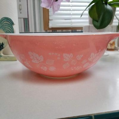 Pyrex Bowl