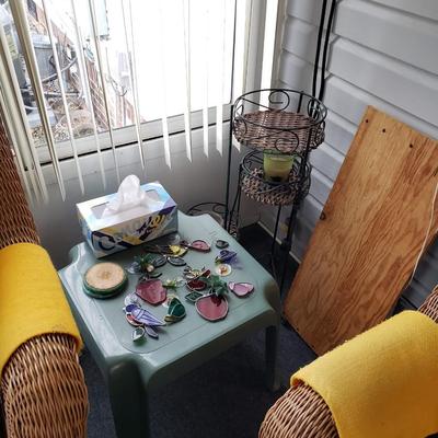 Sunroom Contents