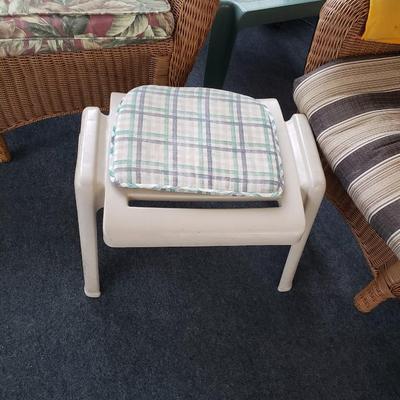 Sunroom Contents