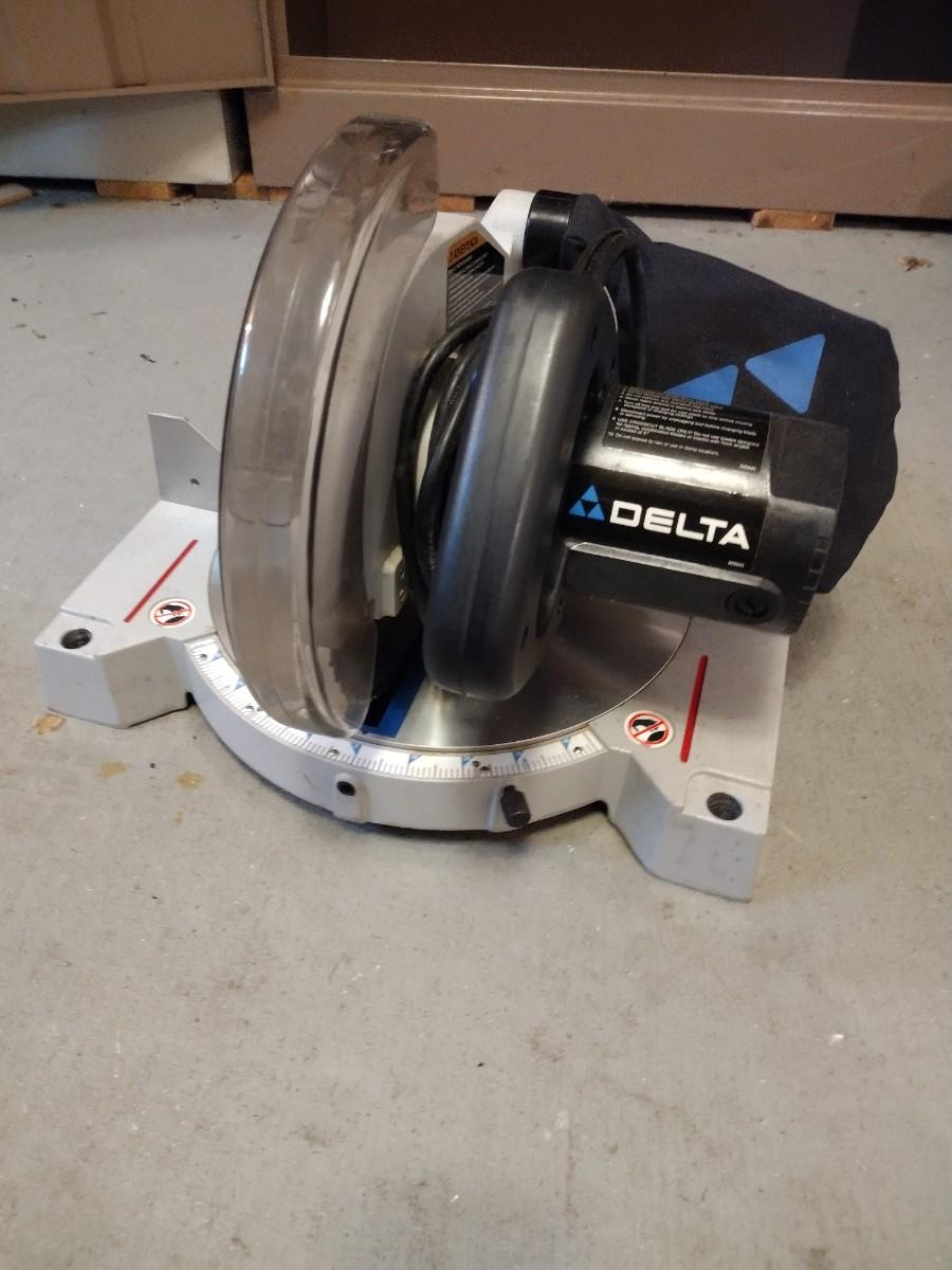 Delta Miter Saw