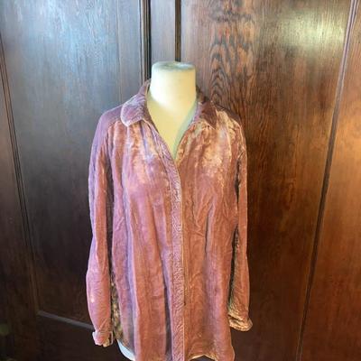 22 pcs. of  women's clothing size Medium