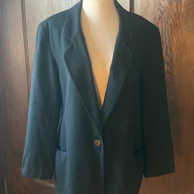 22 pcs. of  women's clothing size Medium